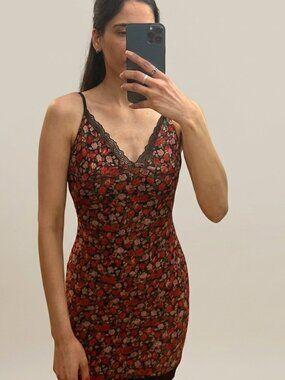 Black & Red Floral Lace Trim Slip Dress – Bodycon Mini